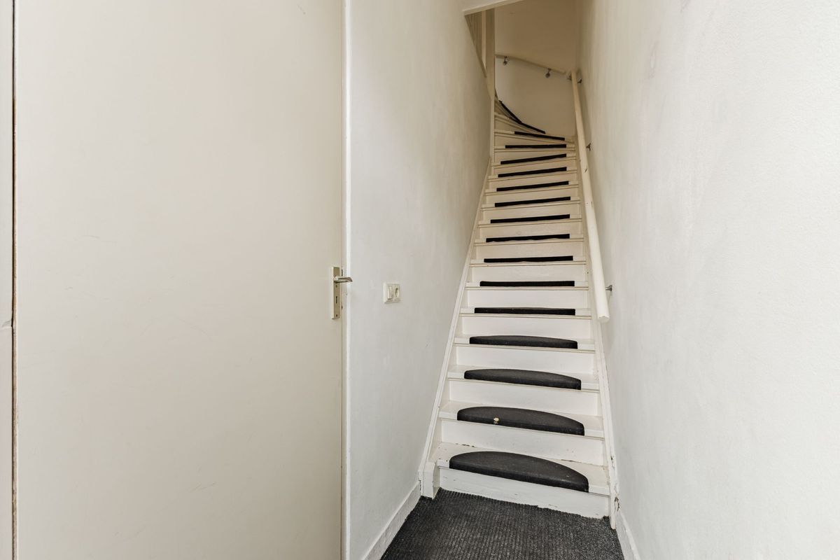 Sluisstraat 56 - A Photo Blur 3