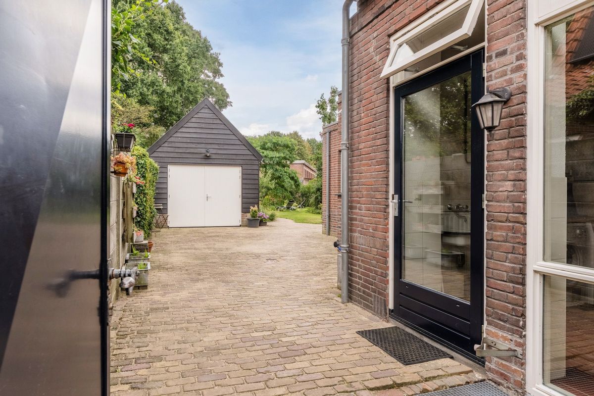 Gerardus Majellastraat 24 Photo Blur 40