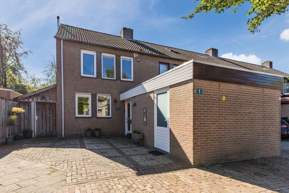 Schutsboom 1 Photo Blur 0