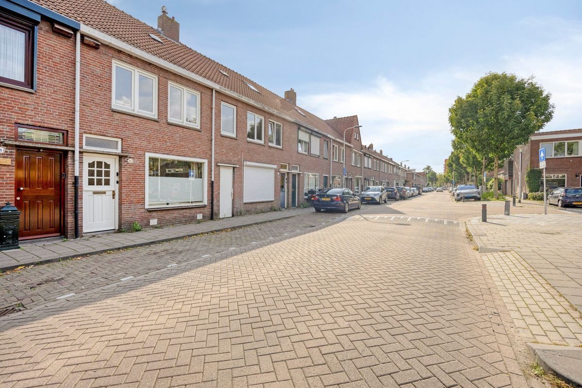 Wagenaarstraat 16 - a Photo Blur 22