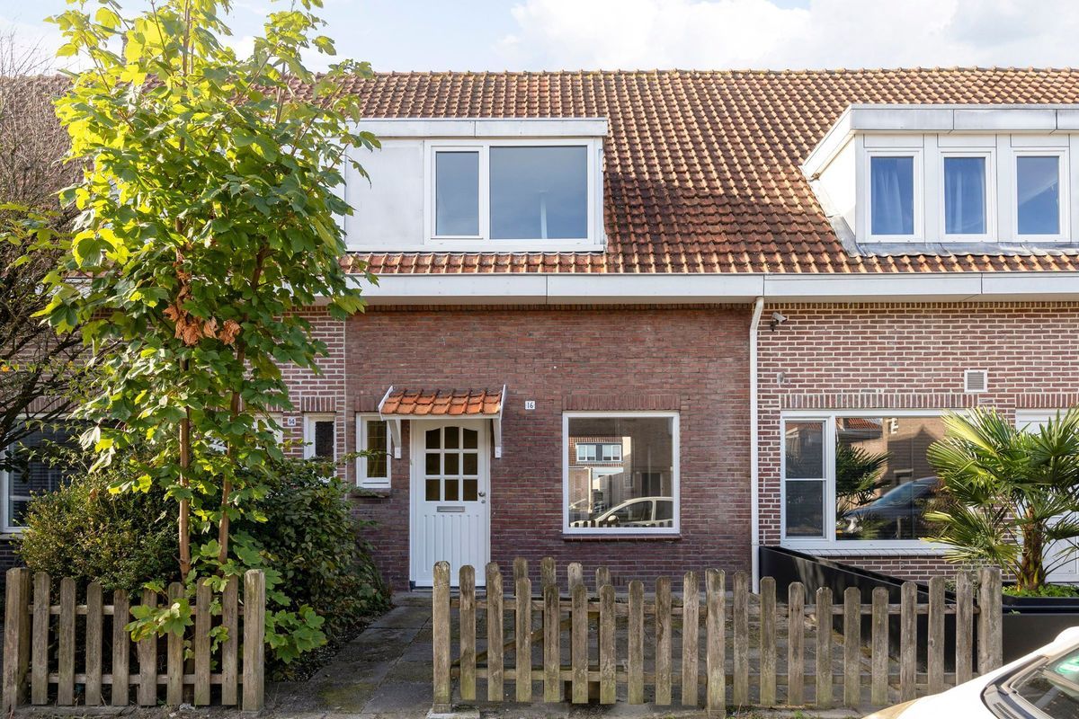 Bilderdijkstraat 16 Photo Blur 0