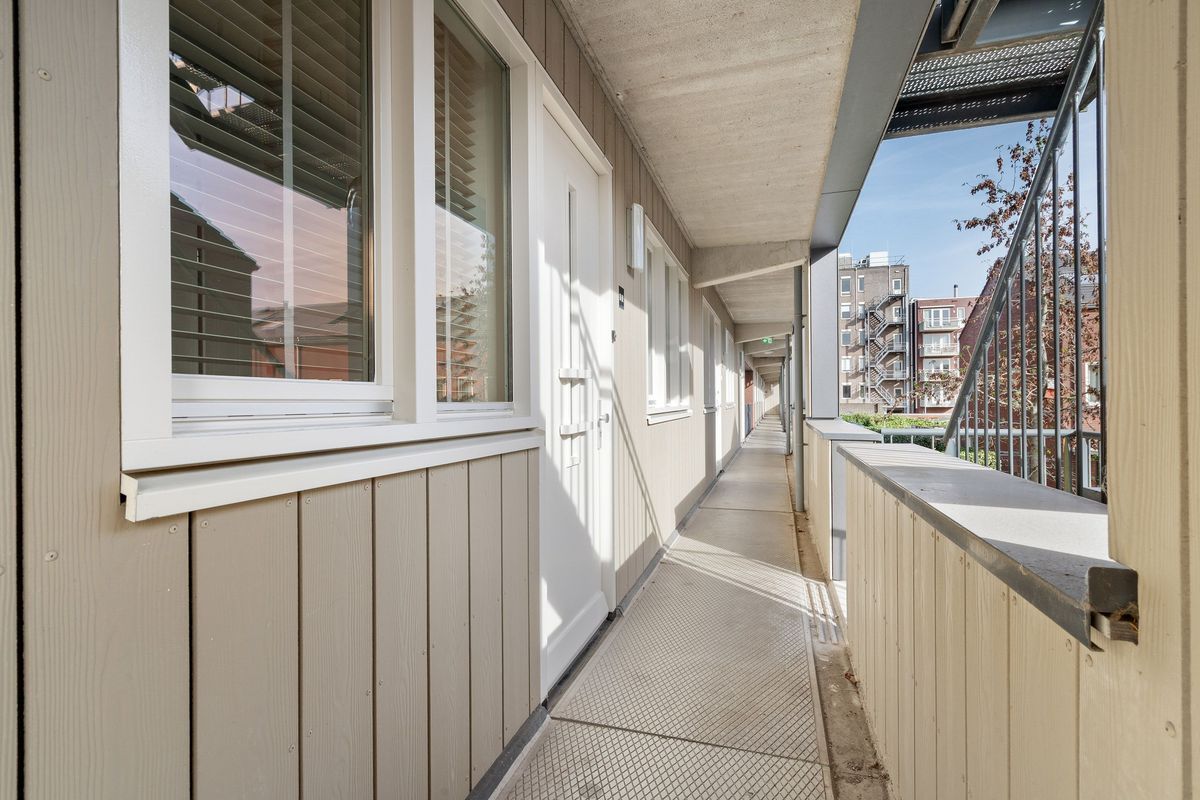 Meerten Verhoffstraat 10 - B2 Photo Blur 20