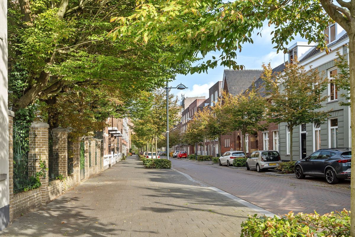Meerten Verhoffstraat 10 - B2 Photo Blur 25