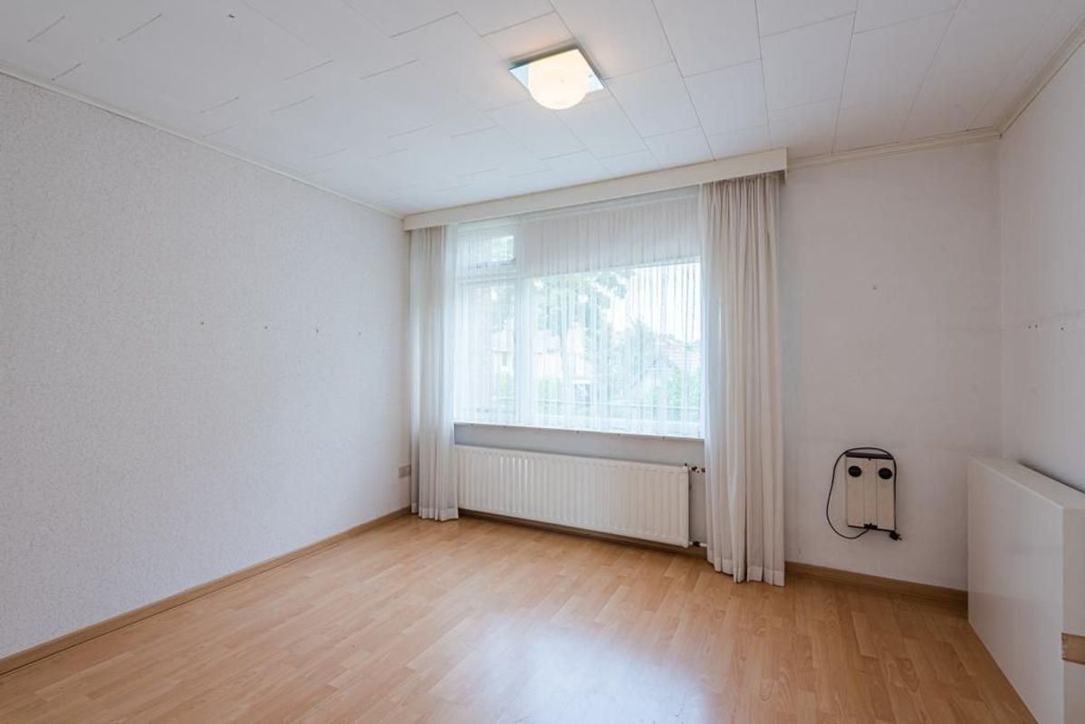 Pastoor van de Rietstraat 23 Photo Blur 27