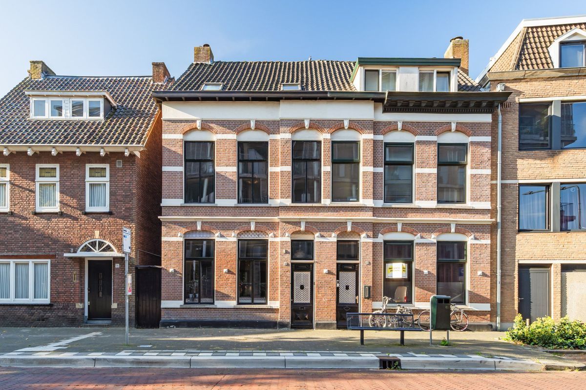 Prins Hendrikstraat 14 Photo Blur 0