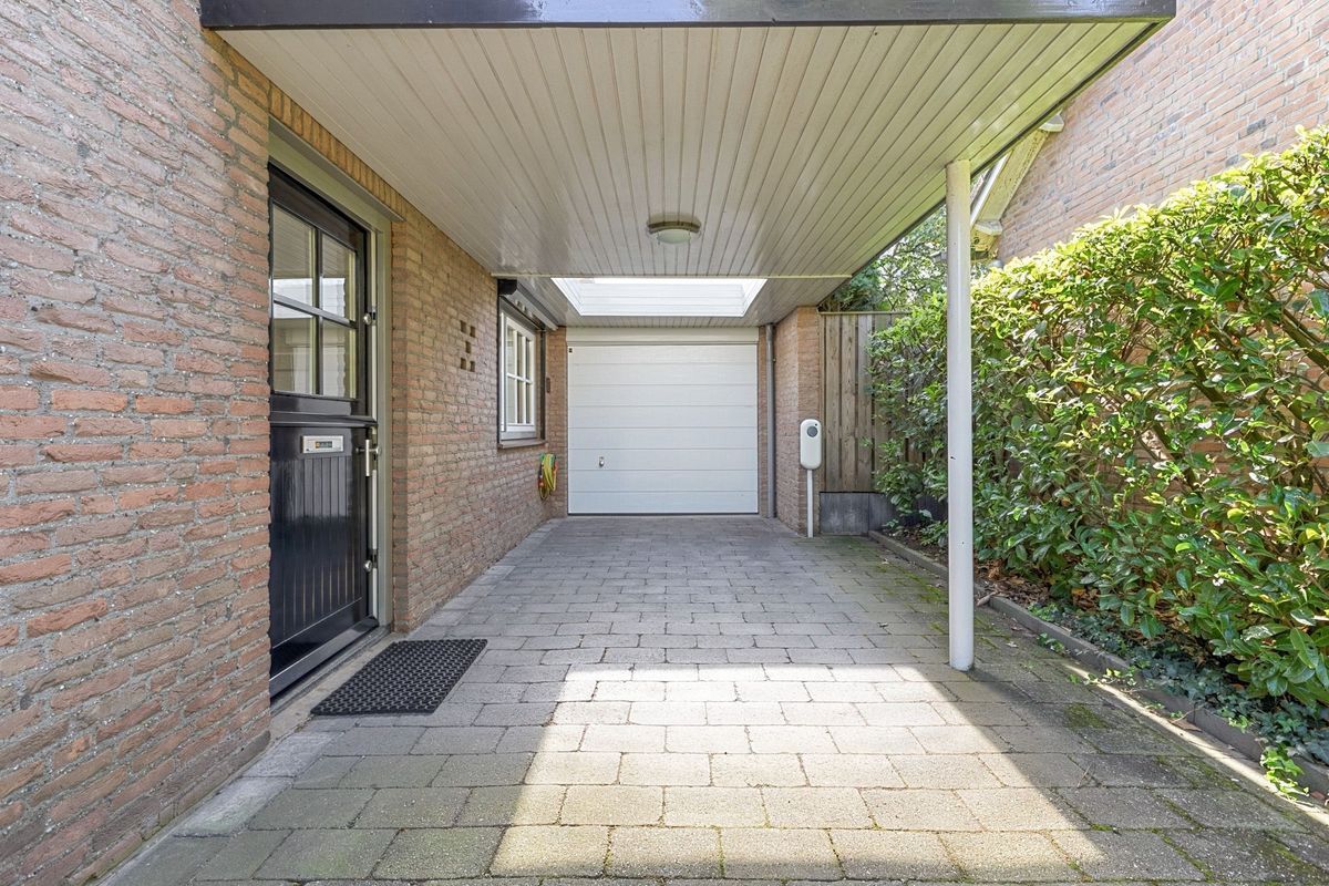 Kerkstraat 10 Photo Blur 17