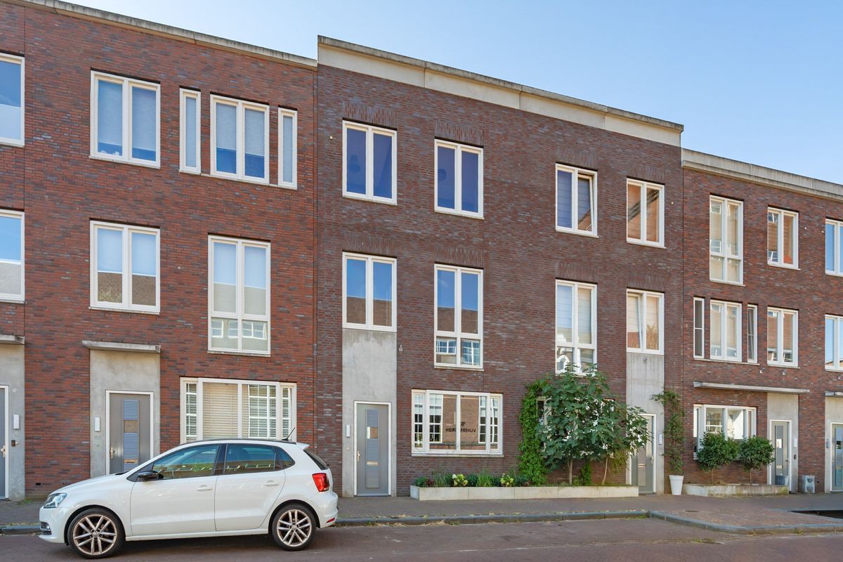 Ceresstraat 10 - A Photo Blur 0