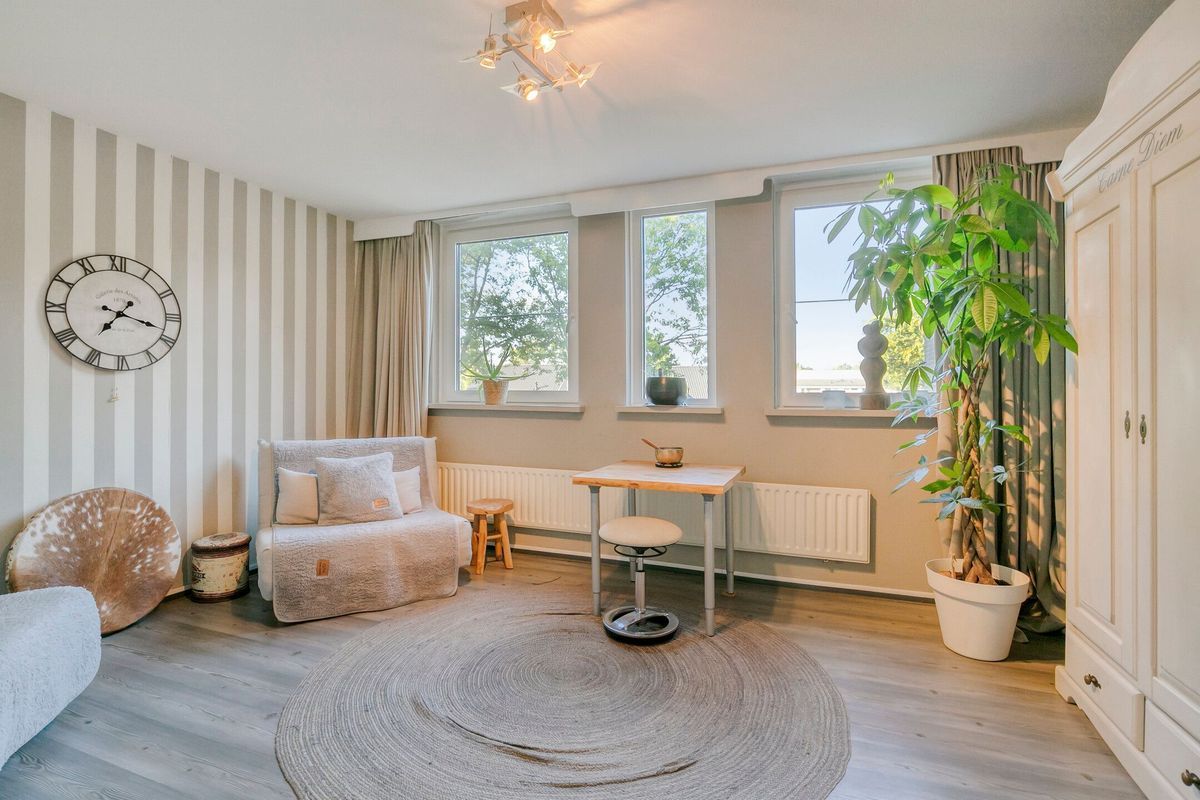 Schutsboom 76 - A Photo Blur 16