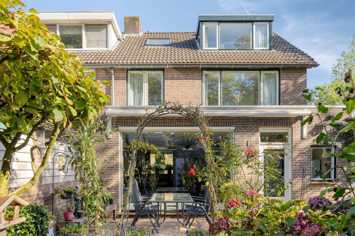 Hoeksestraat 40 Photo Blur 6