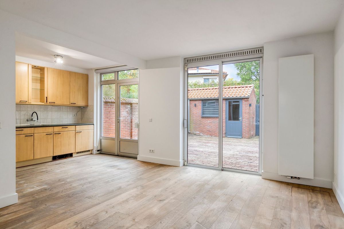 Frederikplein 27 Photo Blur 5