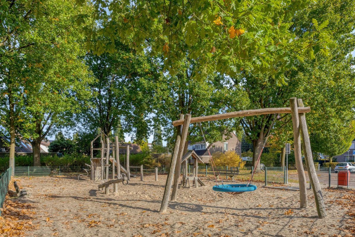 Korenland 35 Photo Blur 40