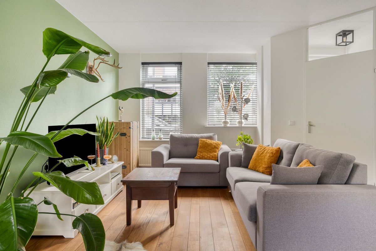 Tweede Markstraat 6 Photo Blur 8