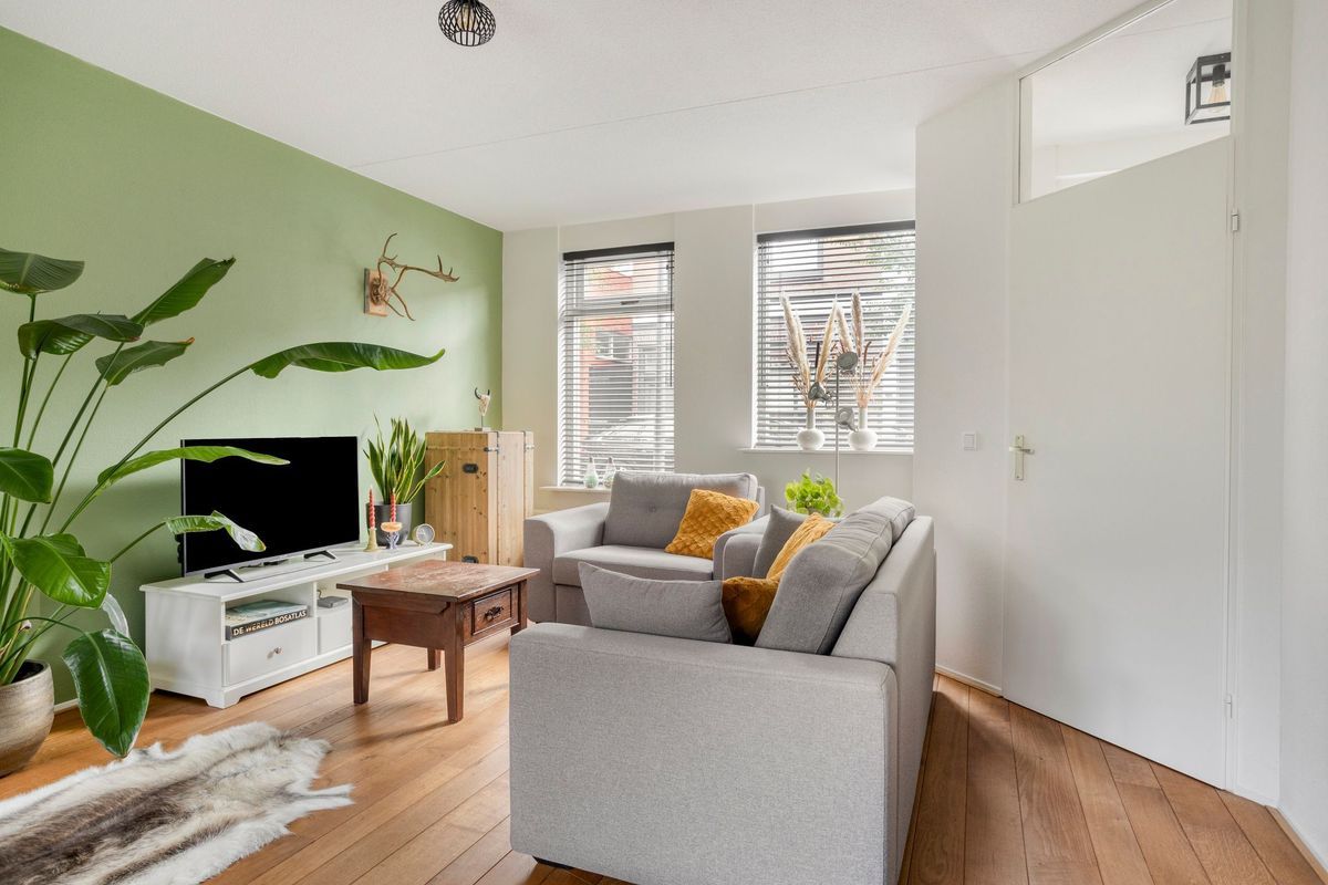 Tweede Markstraat 6 Photo Blur 7