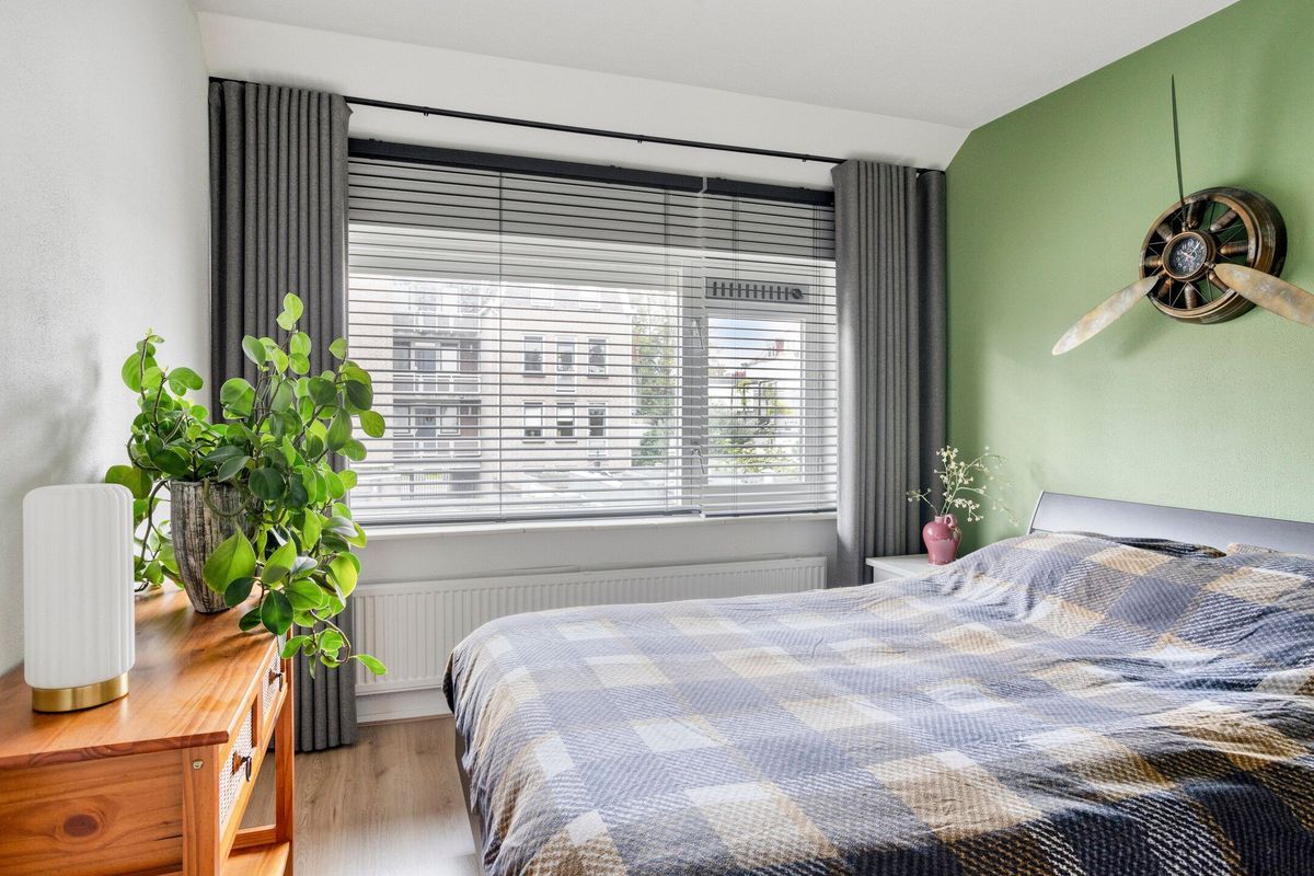 Tweede Markstraat 6 Photo Blur 23