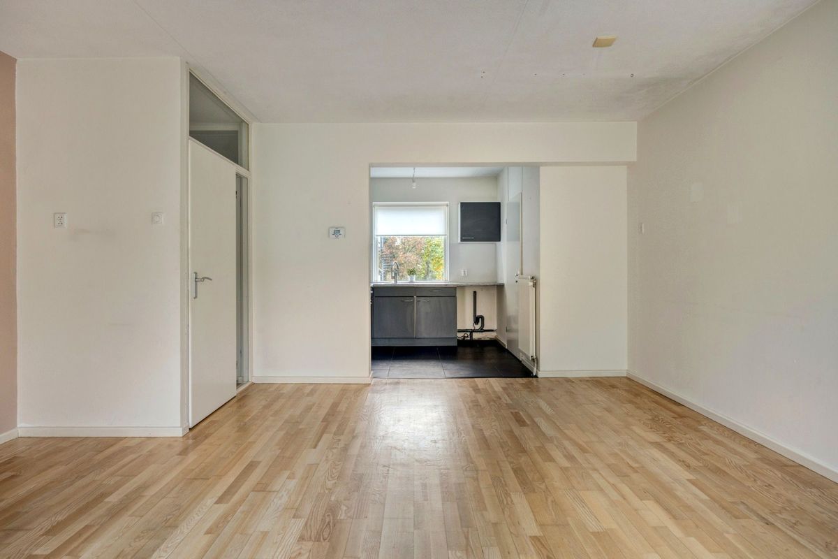 Emmastraat 18 Photo Blur 6
