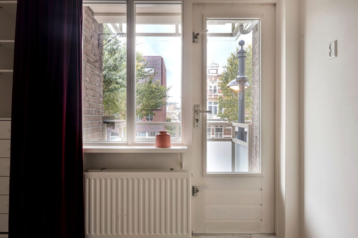 Emmastraat 18 Photo Blur 14