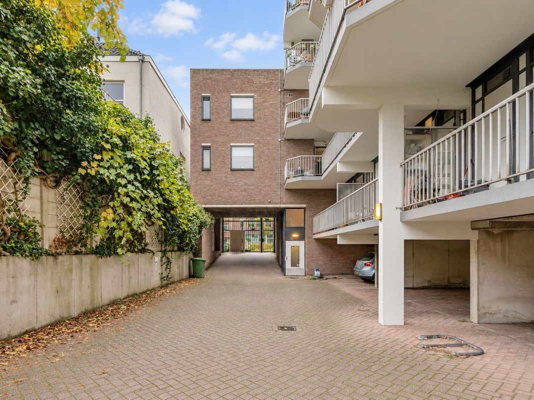 Emmastraat 18 Photo Blur 25