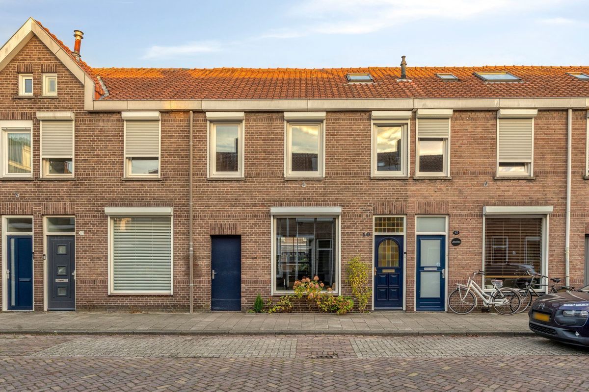 Arent van 's Gravesandestraat 10 Photo Blur 0