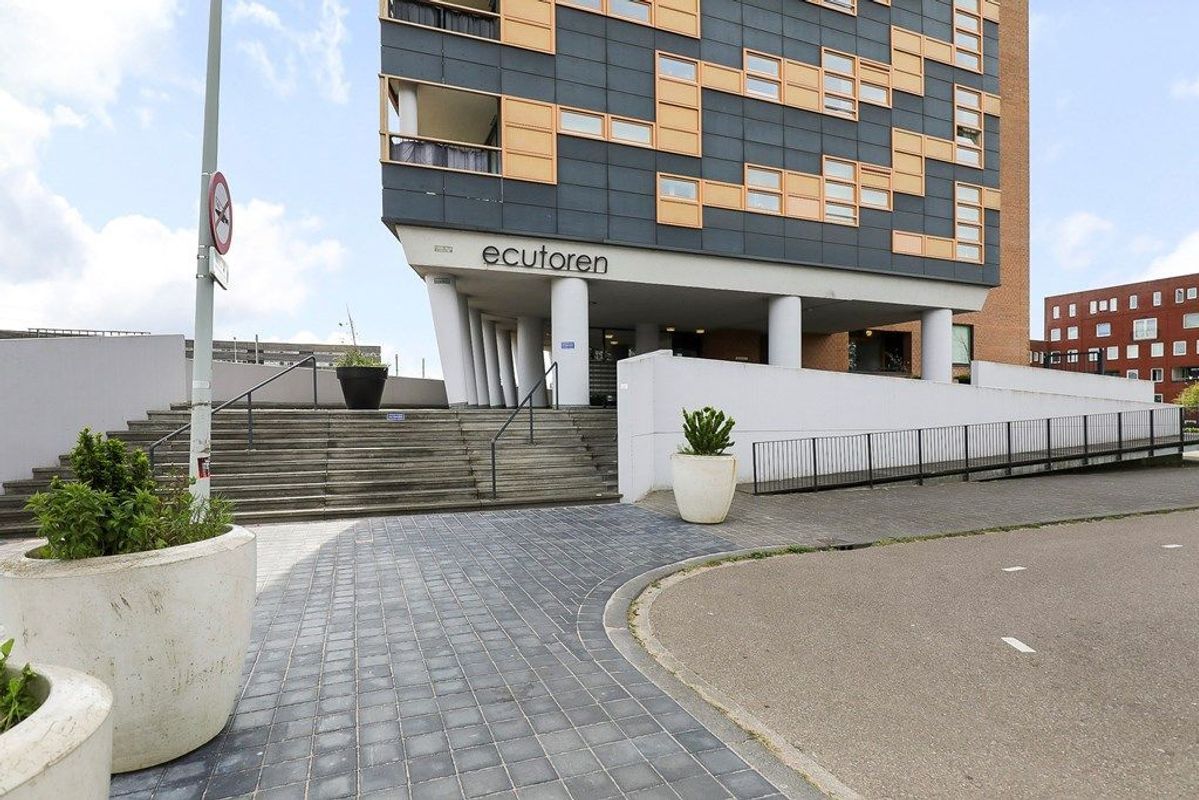 Ecuplein 49 Photo Blur 5