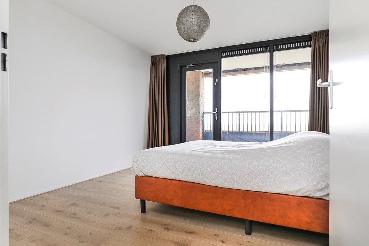 Ecuplein 49 Photo Blur 24