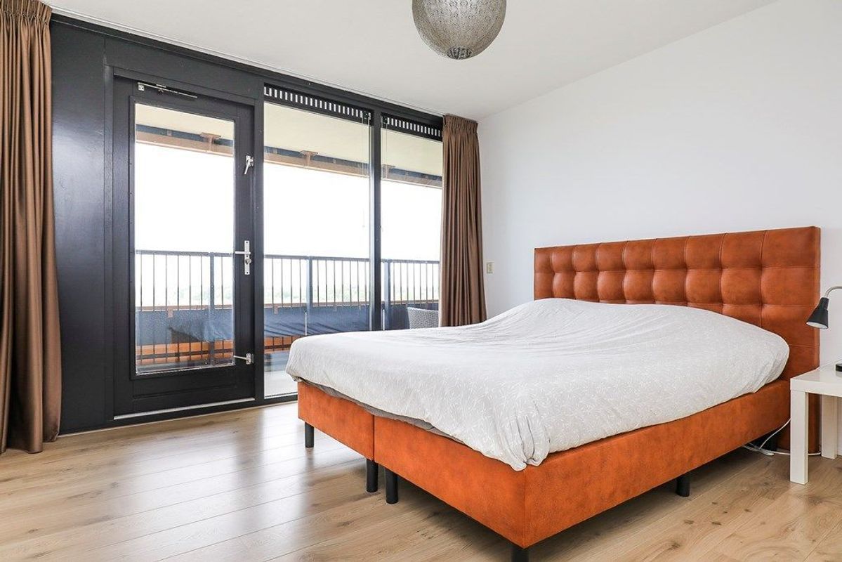 Ecuplein 49 Photo Blur 26