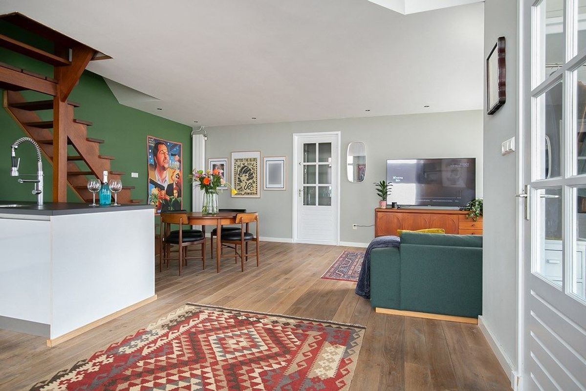 Esschilderstraat 17 Photo Blur 2