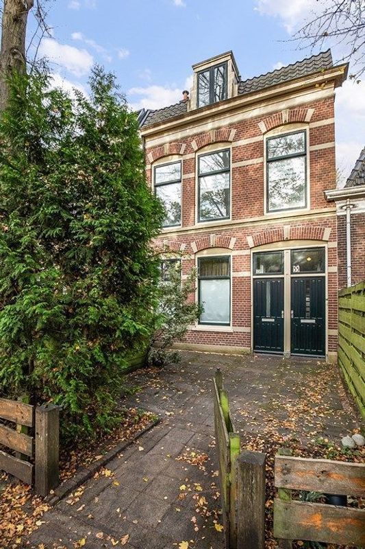 Leidseplein 33-ARD Photo Blur 0