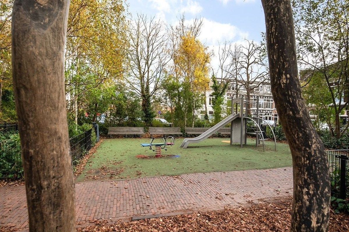 Leidseplein 33-ARD Photo Blur 30