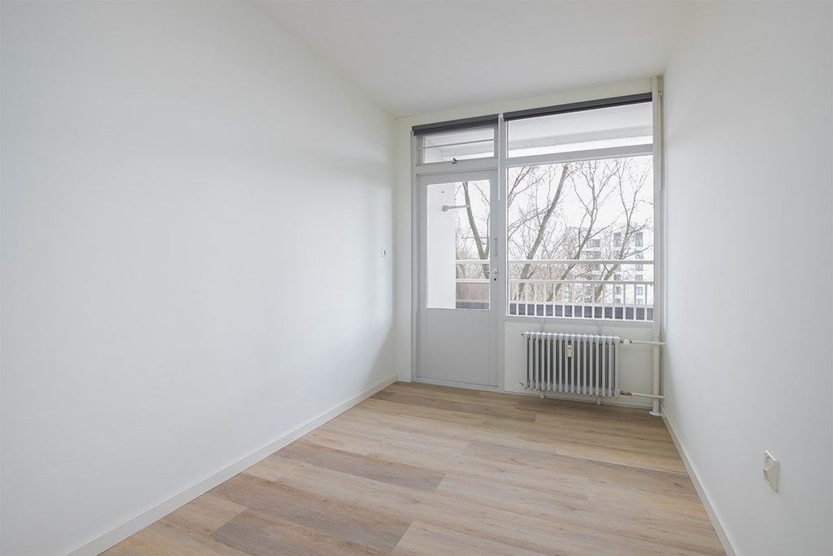 Robert Kochlaan 338 Photo Blur 18