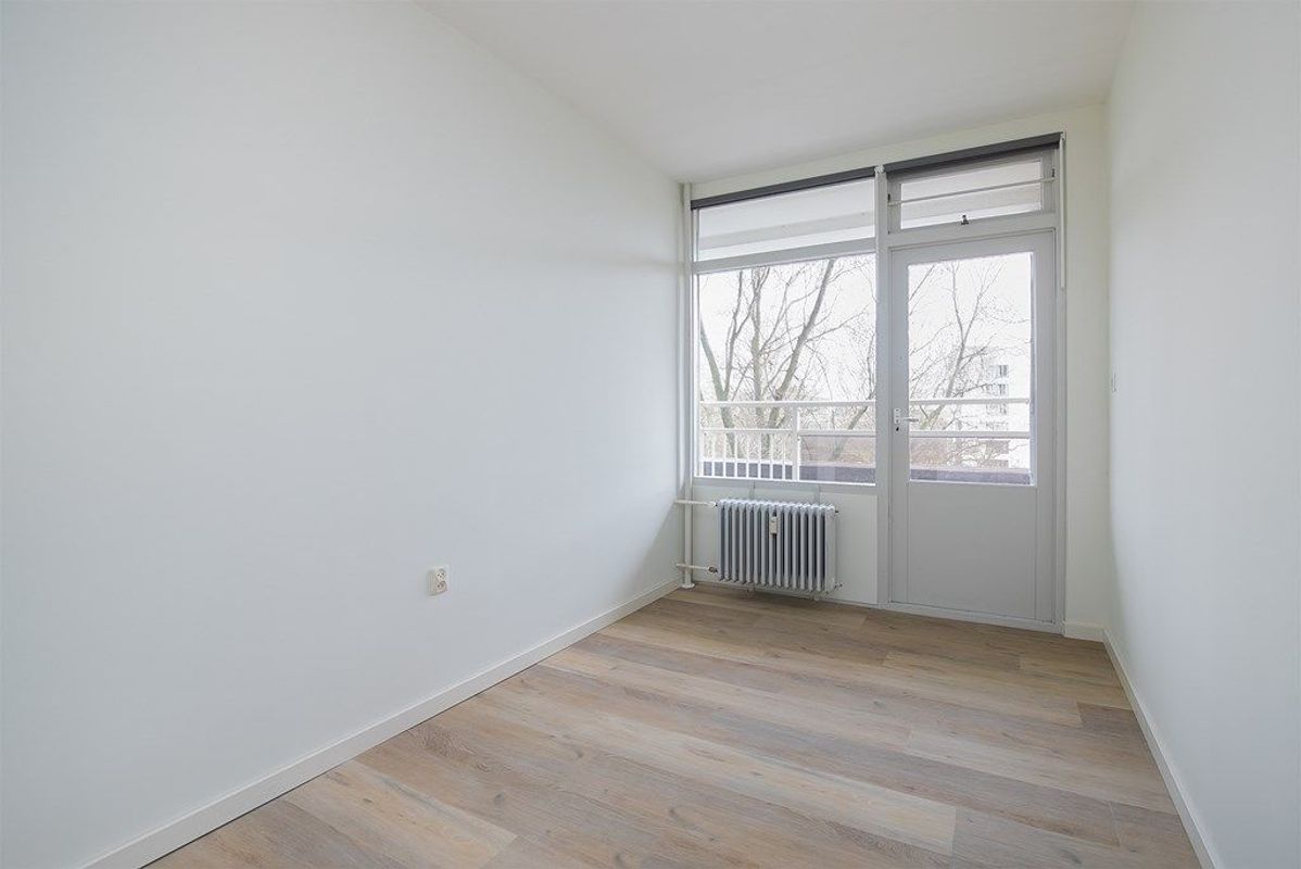 Robert Kochlaan 338 Photo Blur 16