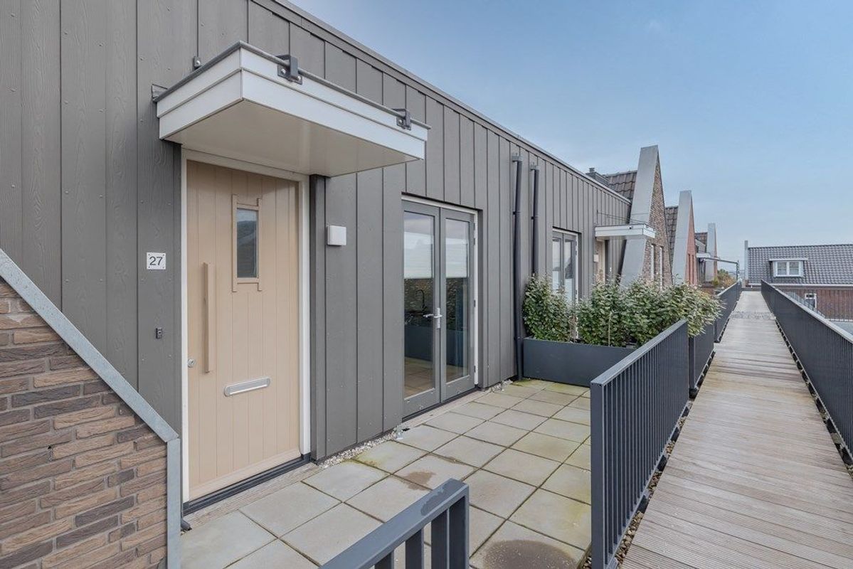 Cementhof 27 Photo Blur 4