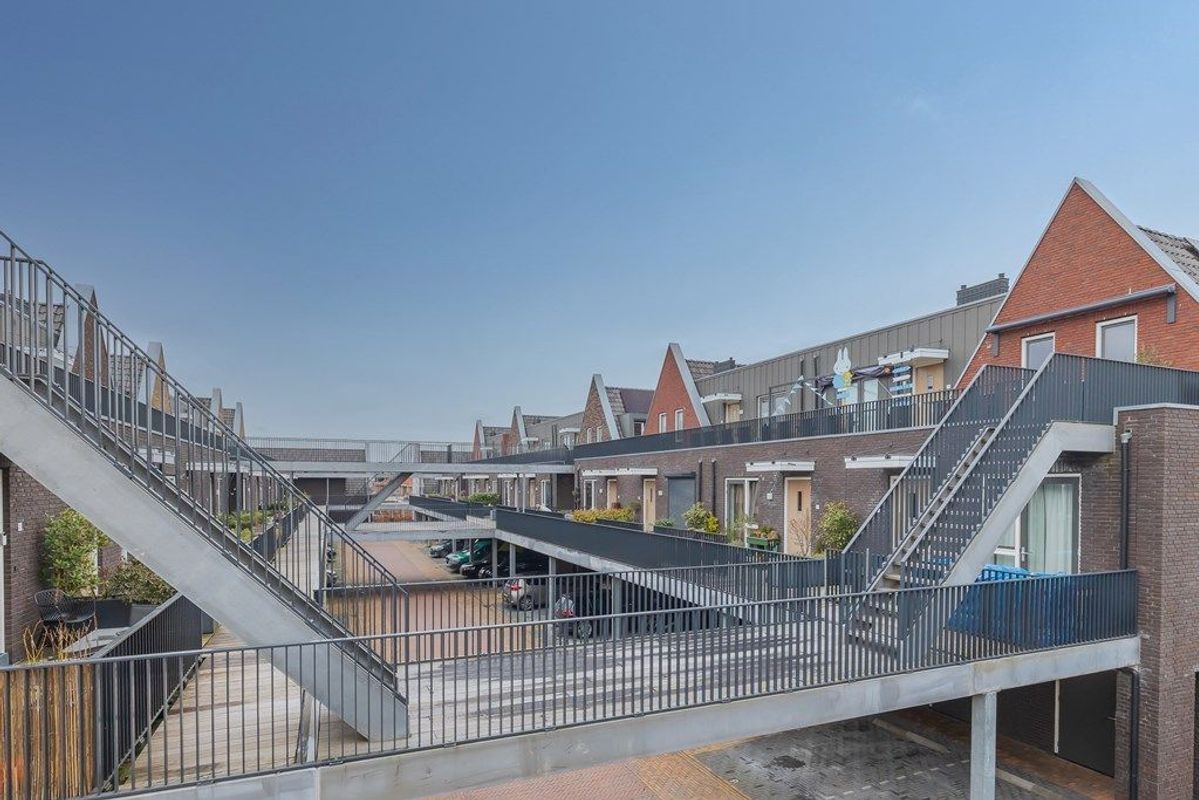 Cementhof 27 Photo Blur 28