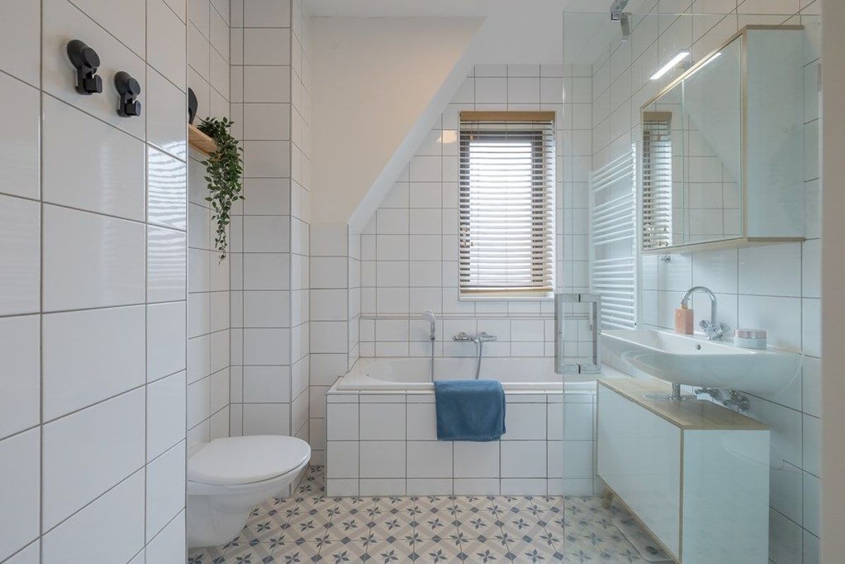 Cementhof 27 Photo Blur 3