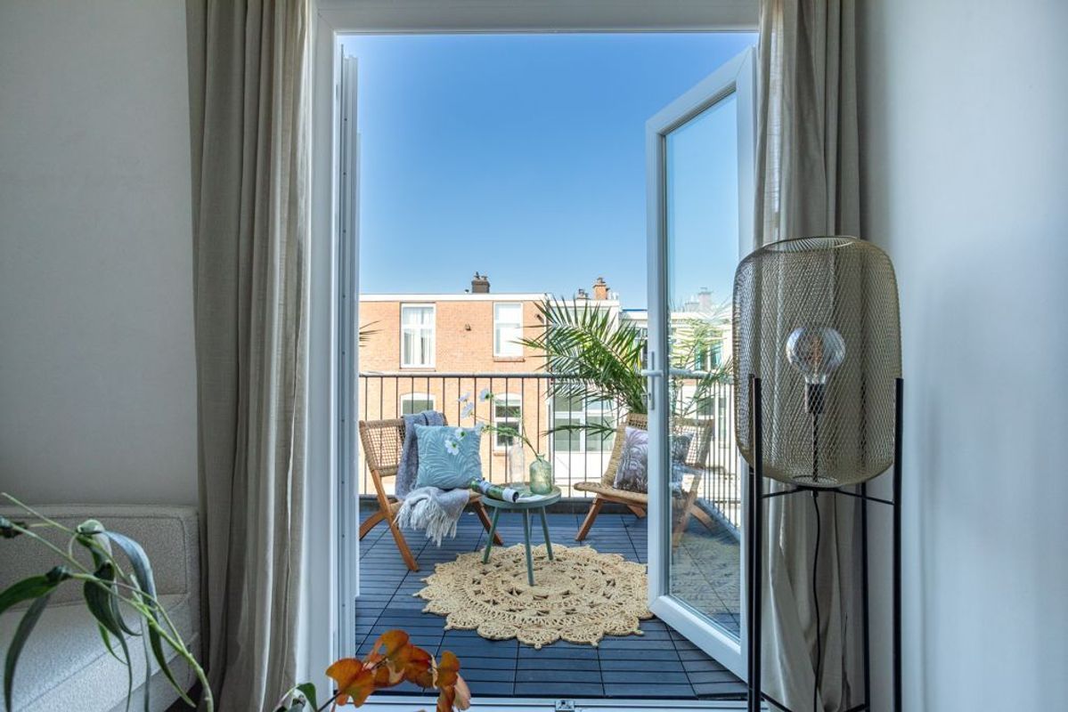 Loosduinseweg 1003 Photo Blur 6