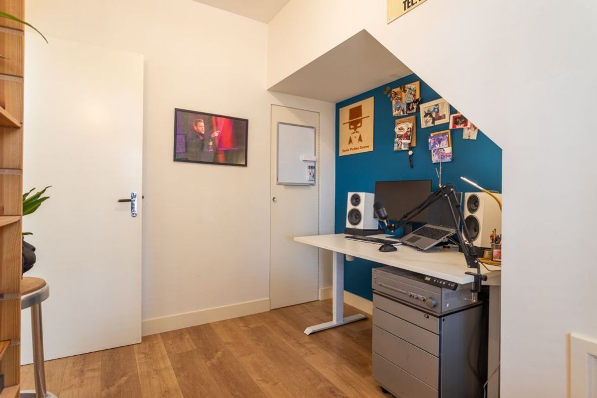 Kamperfoeliestraat 131 Photo Blur 28