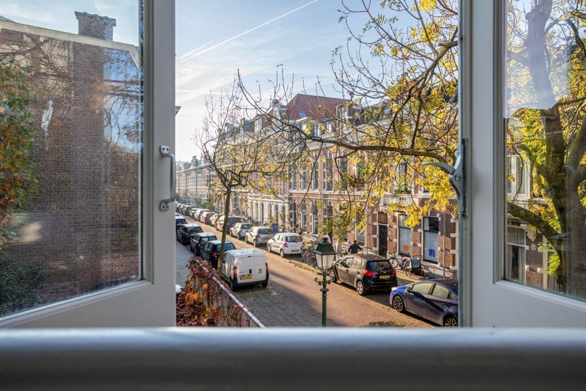 Laan van Meerdervoort 210A Photo Blur 12