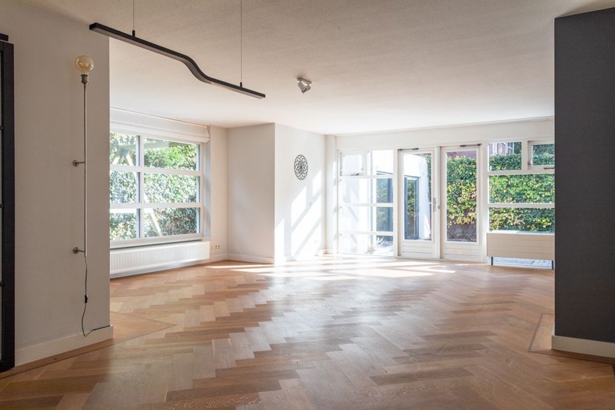 Laan van Kans 26 Photo Blur 15