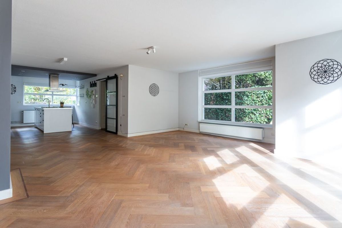 Laan van Kans 26 Photo Blur 18