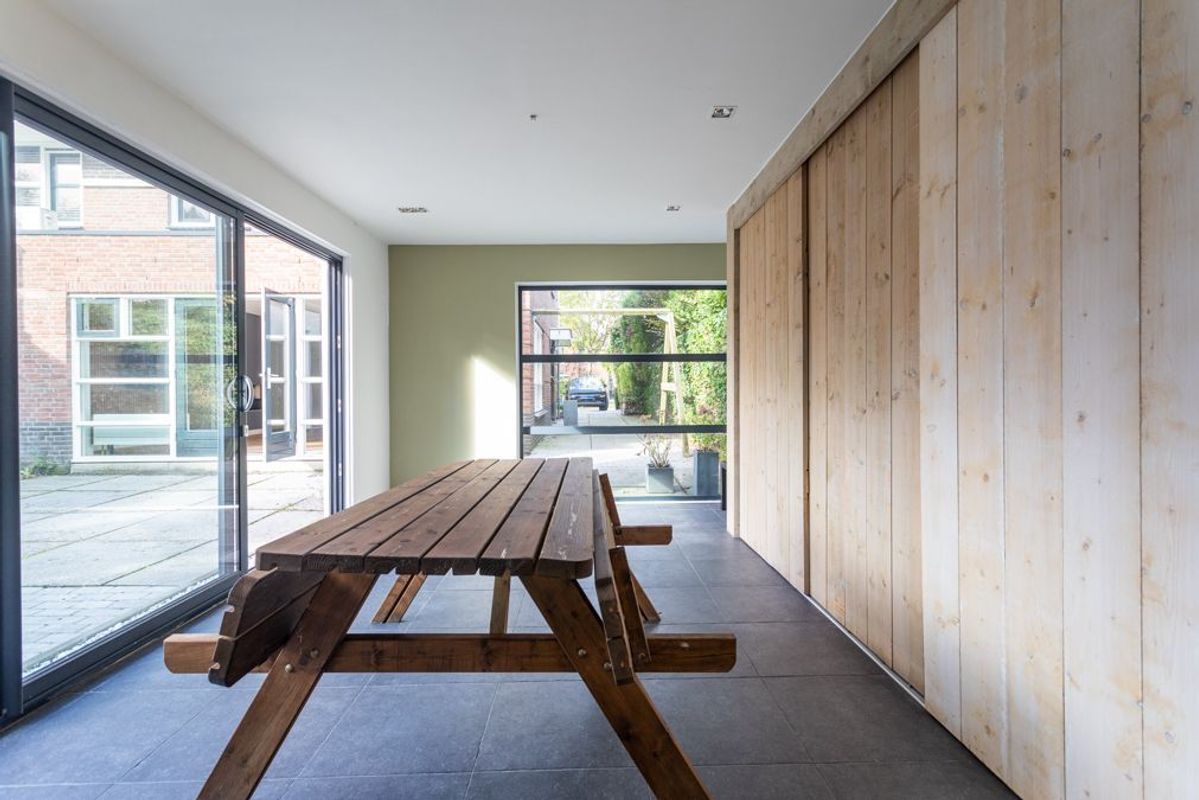 Laan van Kans 26 Photo Blur 47