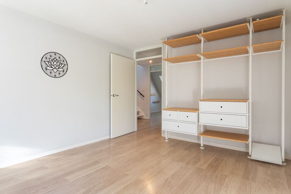 Laan van Kans 26 Photo Blur 23