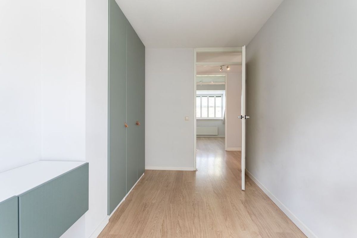 Laan van Kans 26 Photo Blur 27