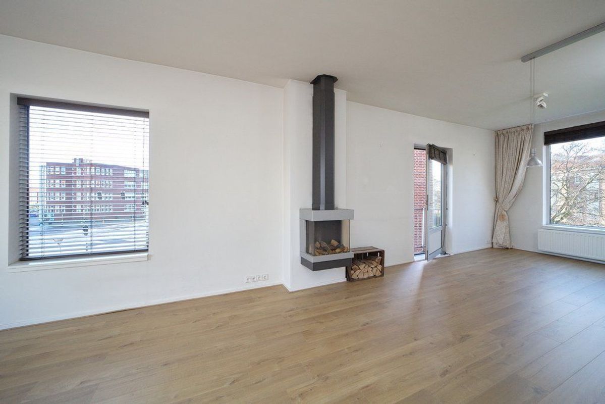 Koningin Julianalaan 394 Photo Blur 3