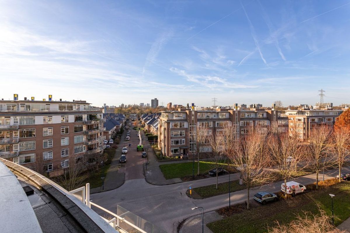 Buizerdlaan 277 Photo Blur 5