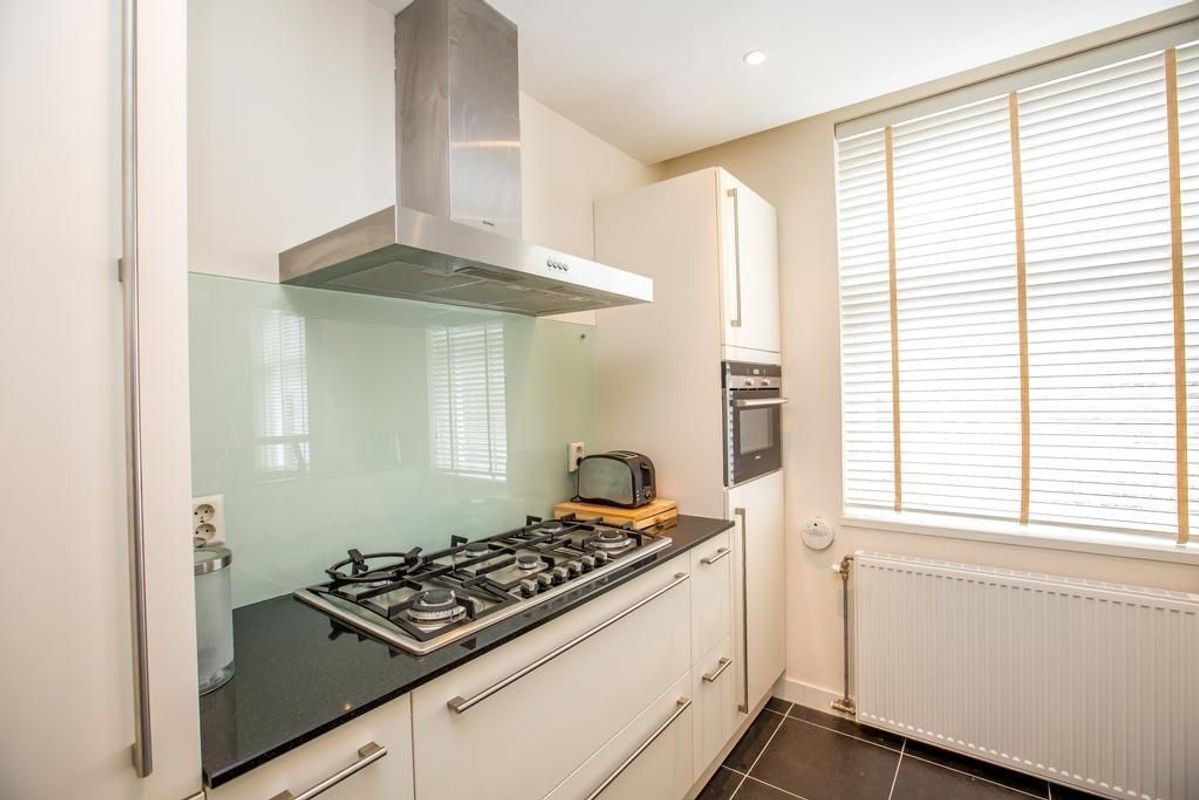 Jagerstraat 1-C Photo Blur 8