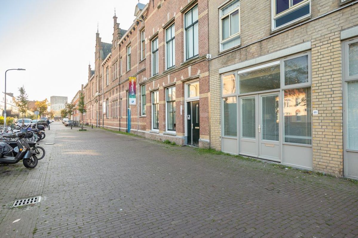 Suze Robertsonstraat 85 Photo Blur 18