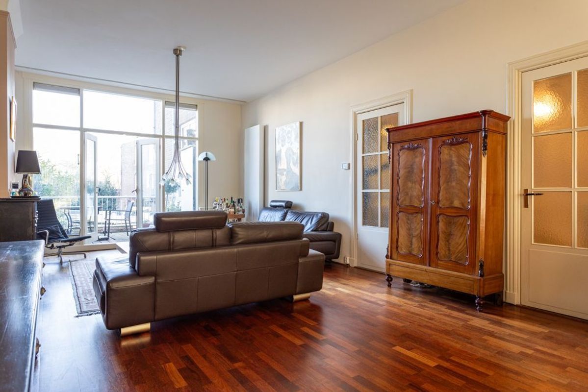 Reinkenstraat 11 Photo Blur 8