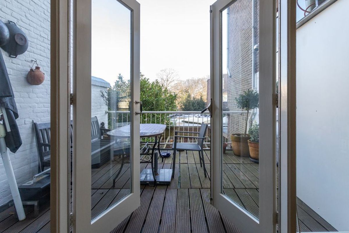 Reinkenstraat 11 Photo Blur 4