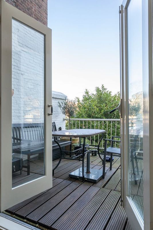 Reinkenstraat 11 Photo Blur 5