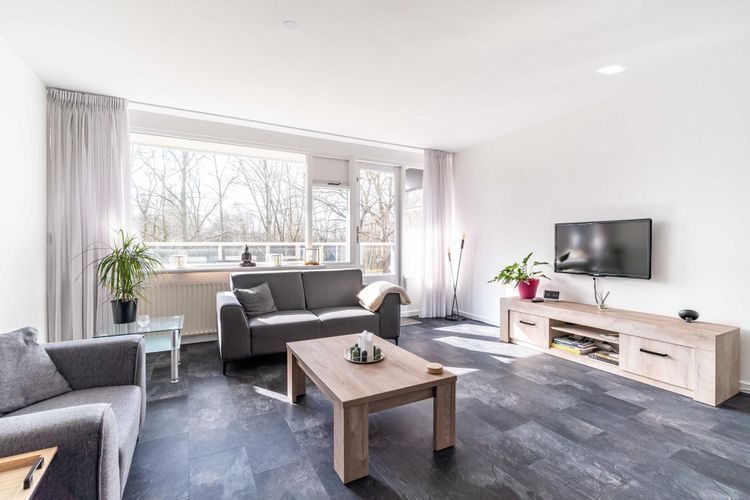 De Brink 300 Photo 1