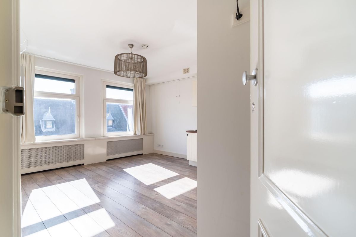 Chassestraat 7-B Photo Blur 7